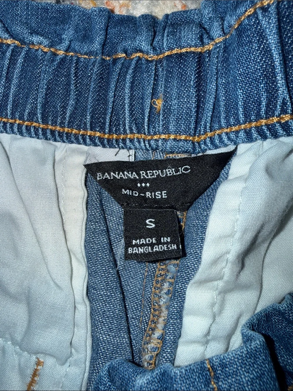 Banana Republic Blue Denim Paperbag Waist Shorts size small